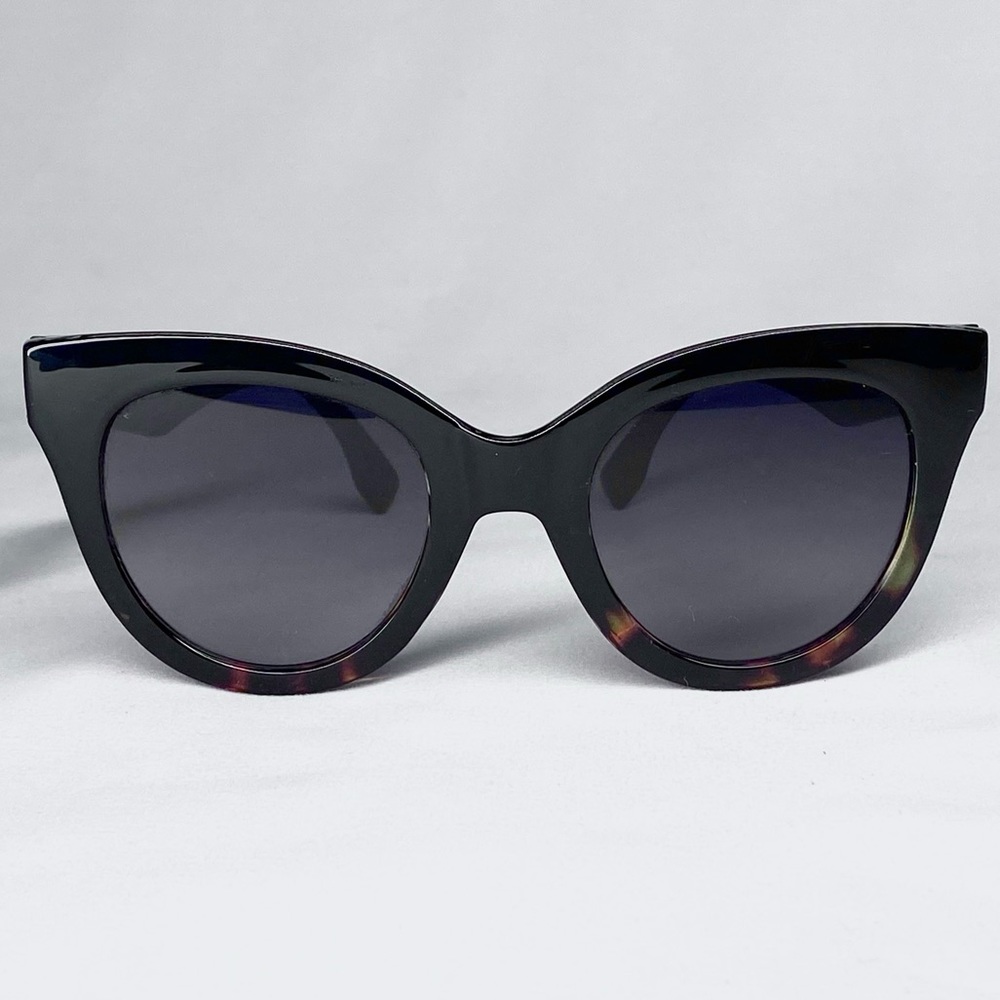 Sojos Retro Cat Eye Sunglasses Black & Tortoise Shell Fade Frames